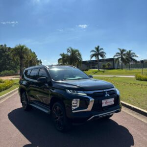 MITSUBISHI PAJERO SPORT LEGEND (7 LUGARES) 4X4 2.4 TURBO DIESEL AUTOMÁTICA 2024 PRETA